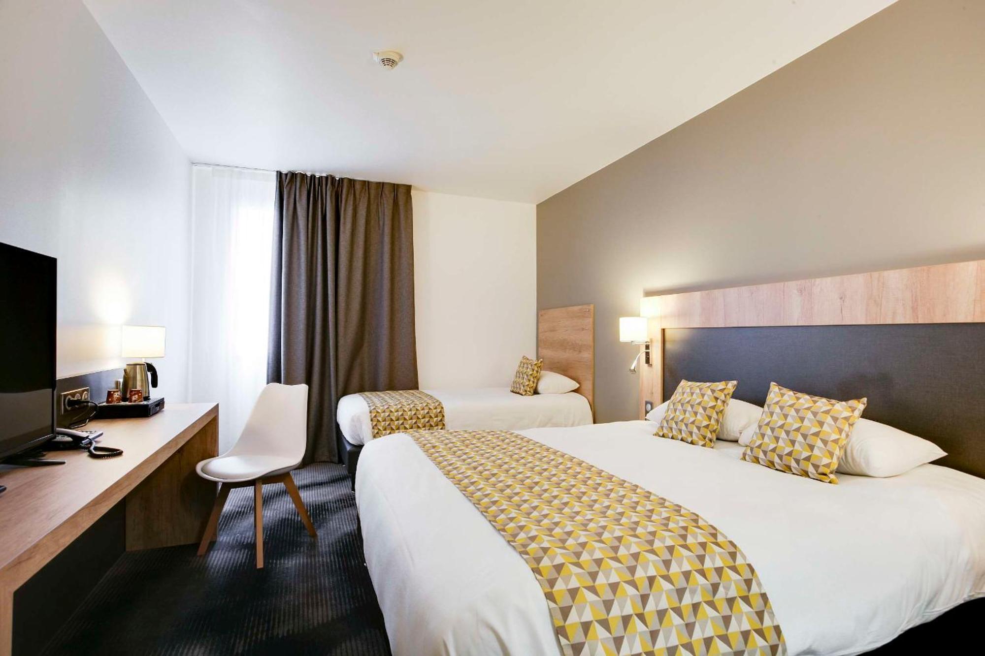 Brit Hotel Confort 로슈 외부 사진